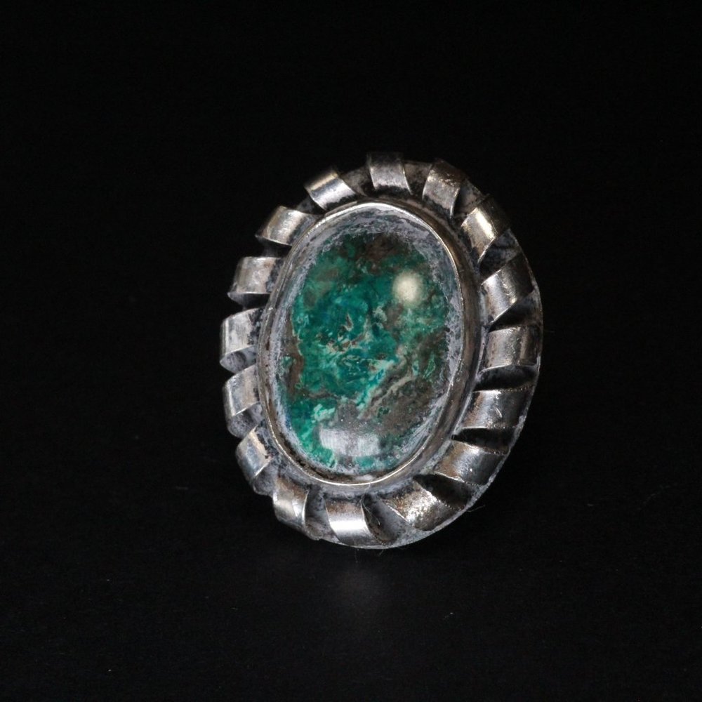 Silver 800 Big Green Stone Split Ring - image 2